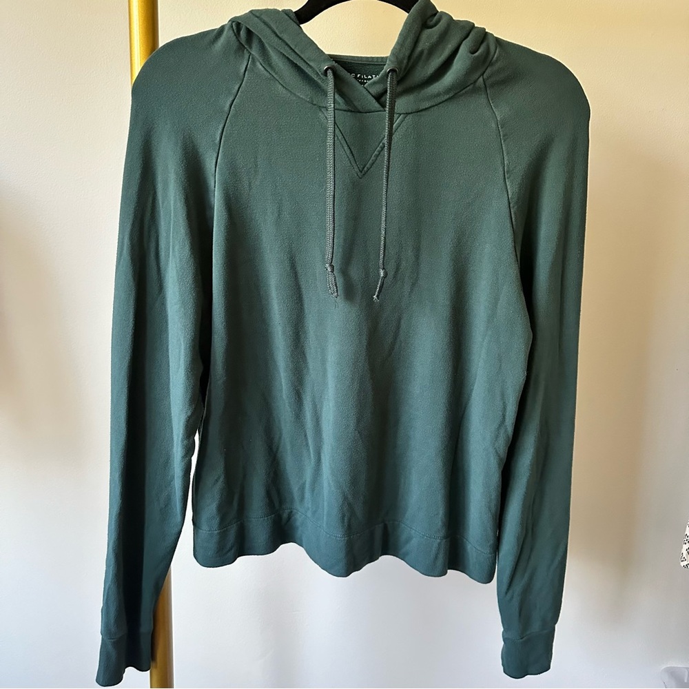 Majestic Filatures Deluxe Teeshirt French Touch Pullover Hoodie in Hunter Green